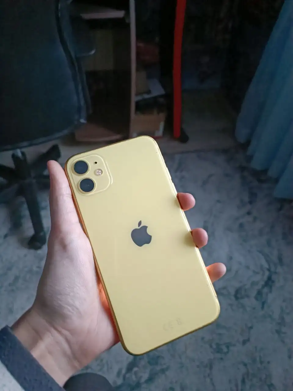 Продажа аккумулятора и дисплея - Электроника в Красноярск