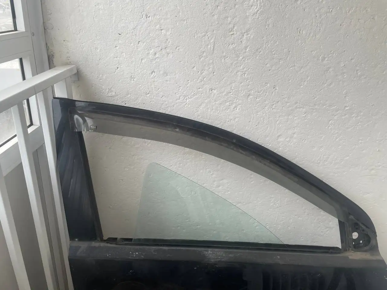 Продам дверь переднюю правую на Mitsubishi Lancer 2008 года - Кузовные детали (Запчасти) в Красноярск