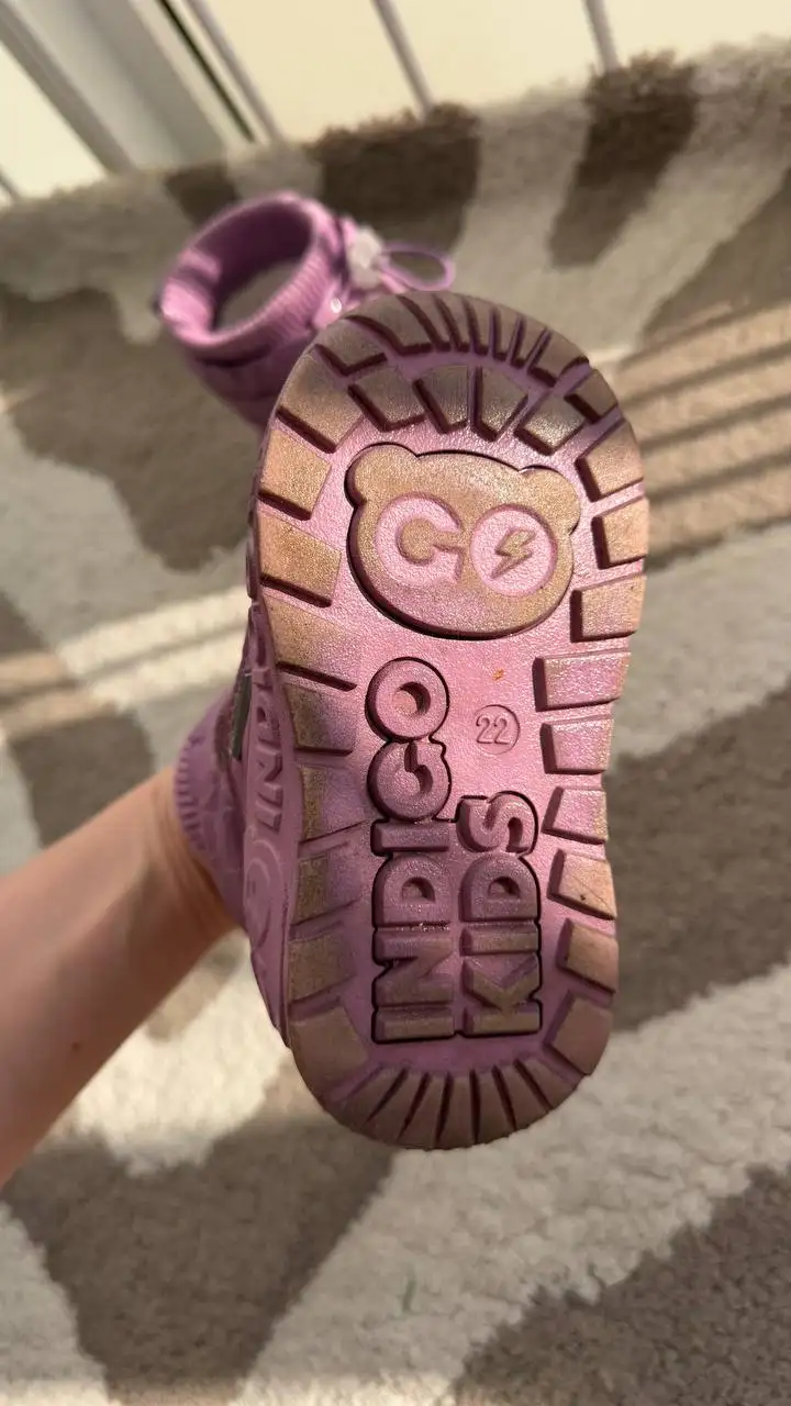 Продам зимнюю обувь для девочки - Обувь (Товары для детей) в Красноярск