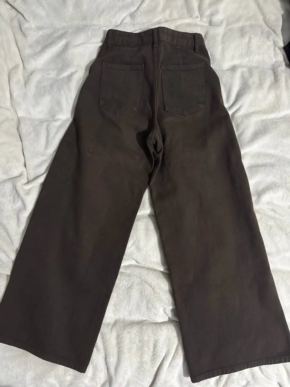 Продажа женской одежды: джинсы и пиджак - Женская одежда (Одежда) в Красноярск