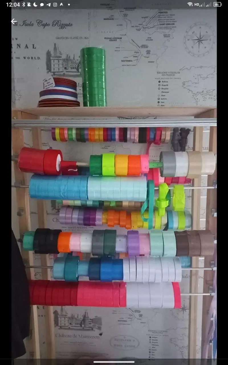 Продажа атласных лент и стеллажа - Барахолка в Красноярск