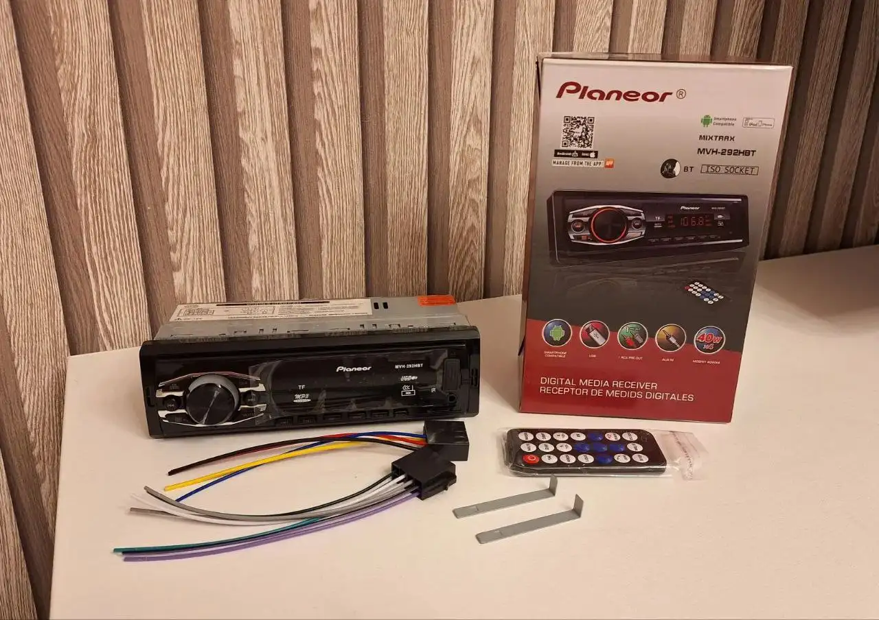 Продажа новой магнитолы в Красноярске - Автомагнитолы (Электроника) в Красноярск