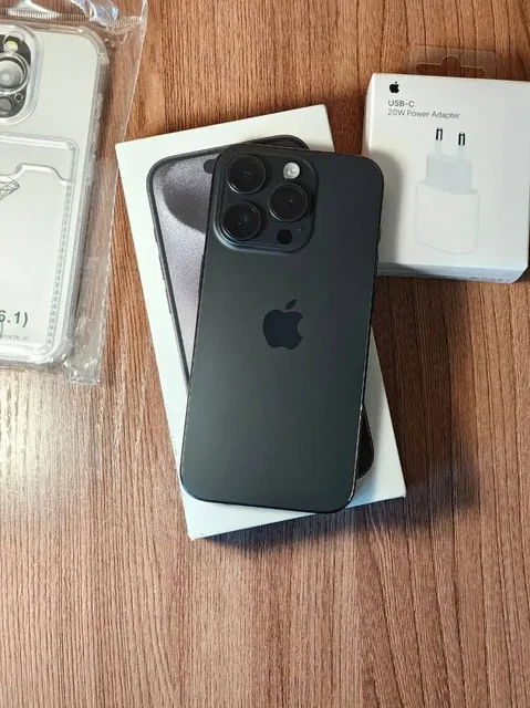 iPhone 15 Pro Black Titanium 1TB с полным комплектом - Фото- и видеокамеры в Красноярск