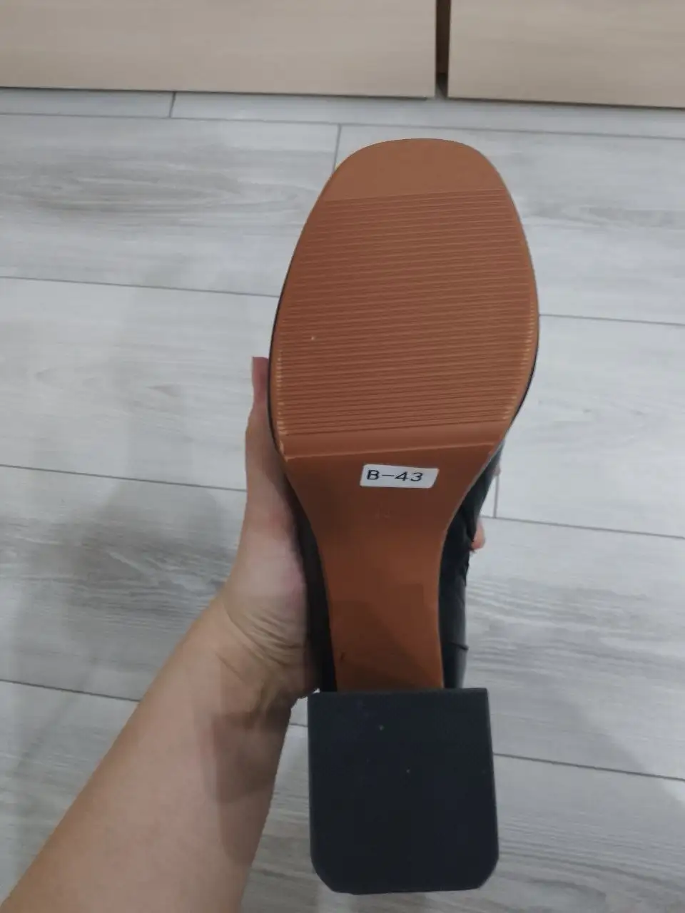 Демисезонные ботильоны на каблуке 40 размер - Обувь (Одежда) в Красноярск