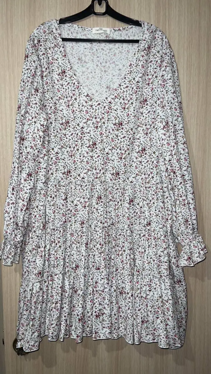 Красивое платье 46 размер - Одежда в Красноярск