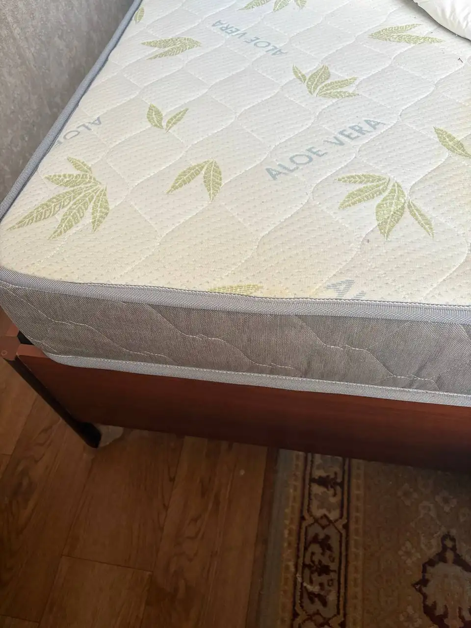 Продажа б/у мебели: прихожая, диван, кровати, стенка и другая мебель - Для дома и дачи в Красноярск