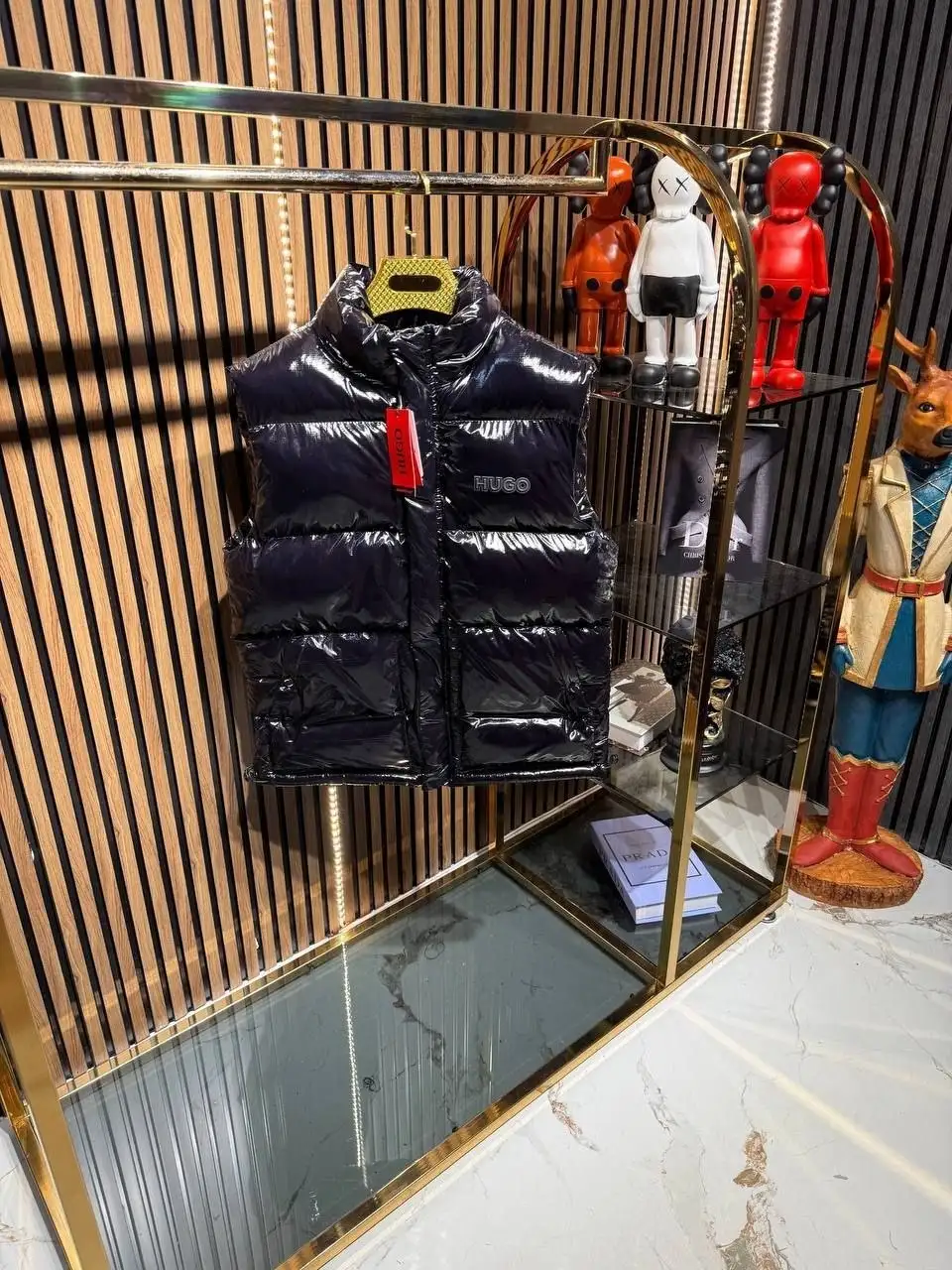 Продажа жилеток в Красноярске - Верхняя одежда (Одежда) в Красноярск