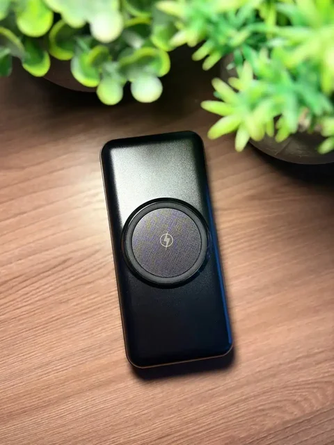 Power Bank 30000mAh с беспроводной зарядкой - Аксессуары для телефонов в Красноярск