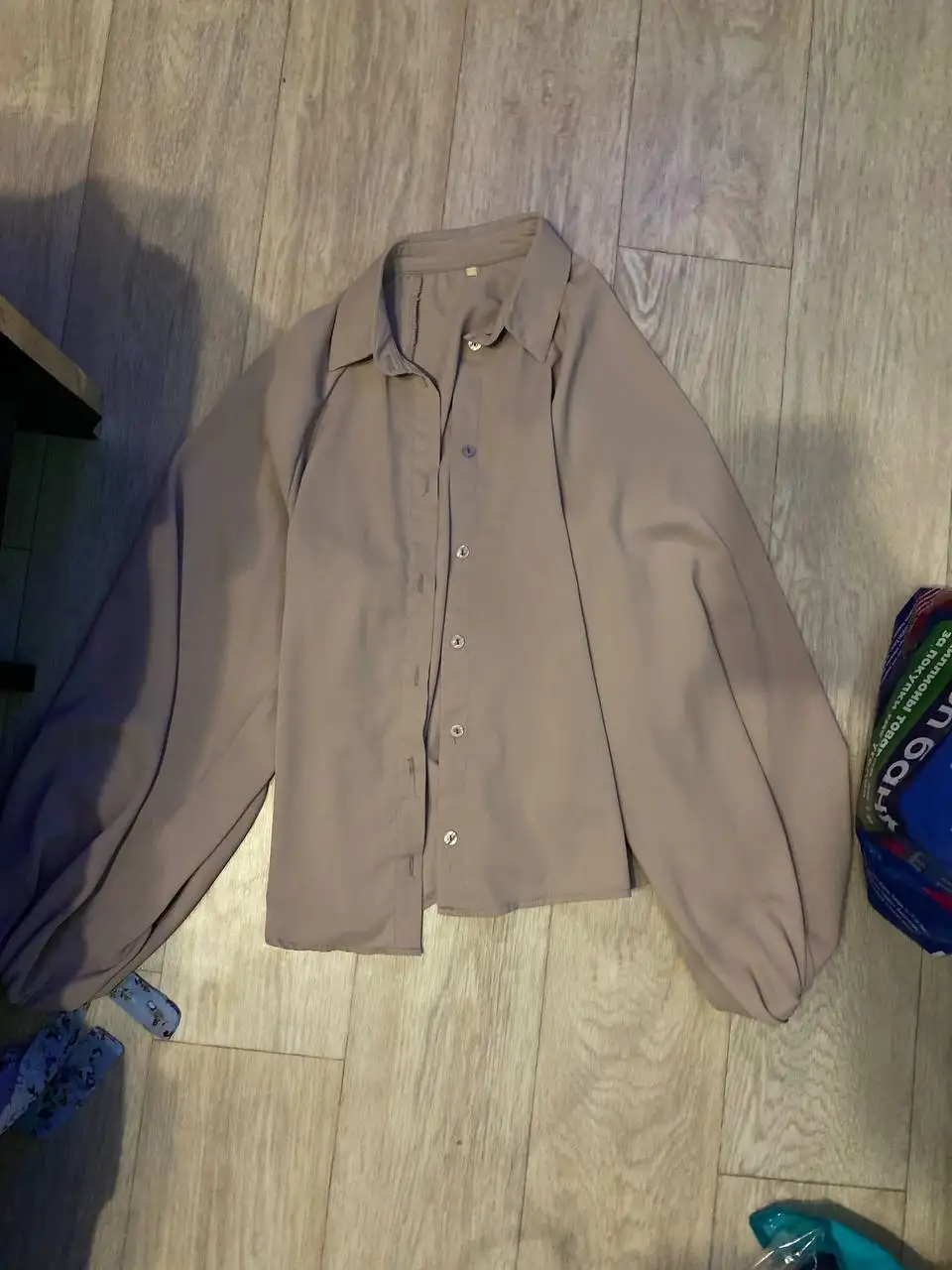 Продажа пакета одежды для девушки размер 42-44 - Женская одежда (Одежда) в Красноярск