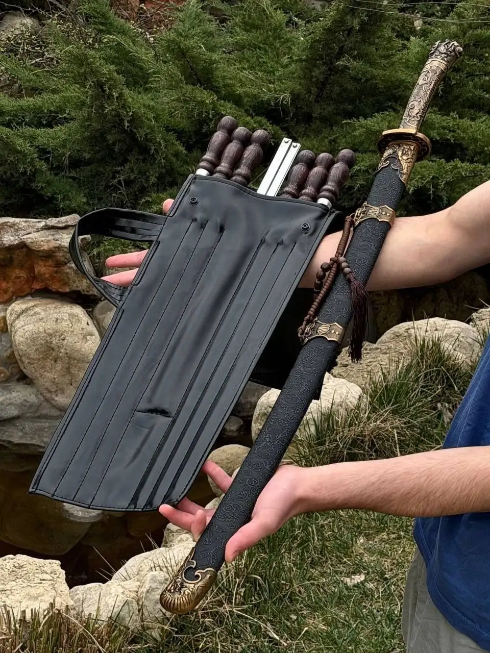 Меч Дракон с шампурами в колчане - Коллекционирование (Хобби и отдых) в Красноярск