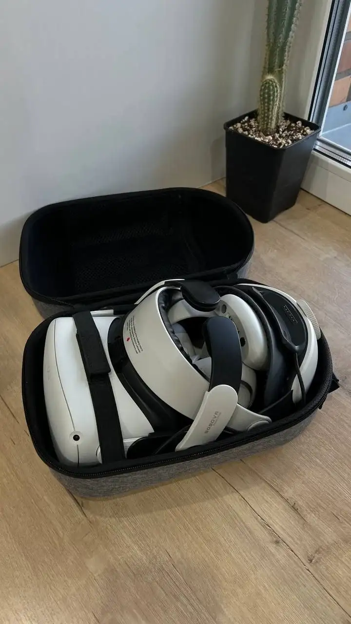 Очки виртуальной реальности с аксессуарами - VR-очки (Электроника) в Красноярск