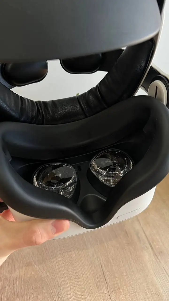 Очки виртуальной реальности с аксессуарами - VR-очки (Электроника) в Красноярск