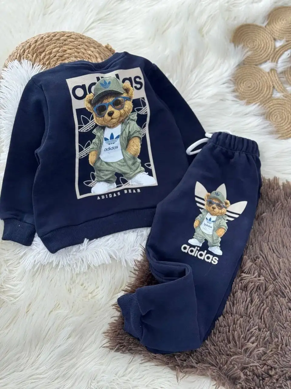 Костюм двойка adidas, размеры 98-110 см - Детская одежда (Одежда) в Красноярск