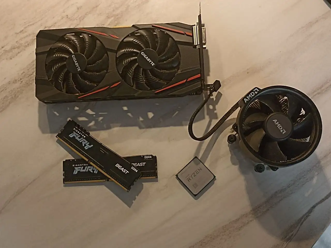 Продажа комплектующих компьютера в Красноярске - Компьютерные комплектующие (Электроника) в Красноярск