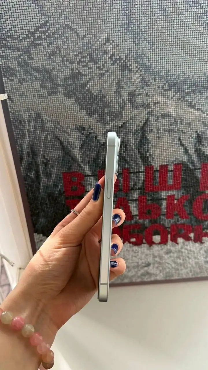 Продам айфон 15, 128 ГБ в отличном состоянии - Смартфоны (Электроника) в Красноярск