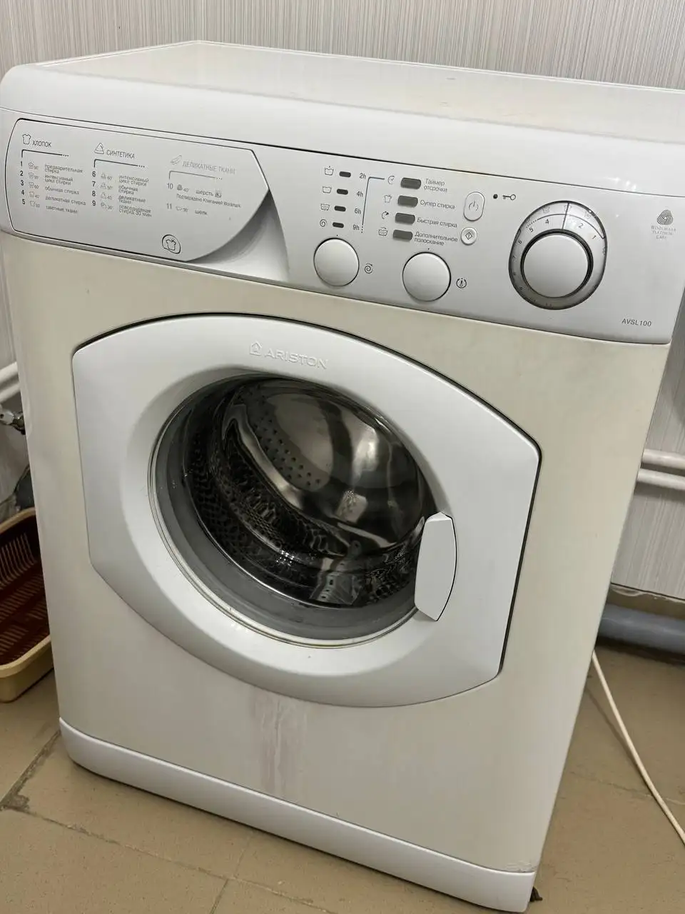 Стиральная машина Hotpoint-Ariston 5кг - Бытовая техника (Для дома и дачи) в Красноярск