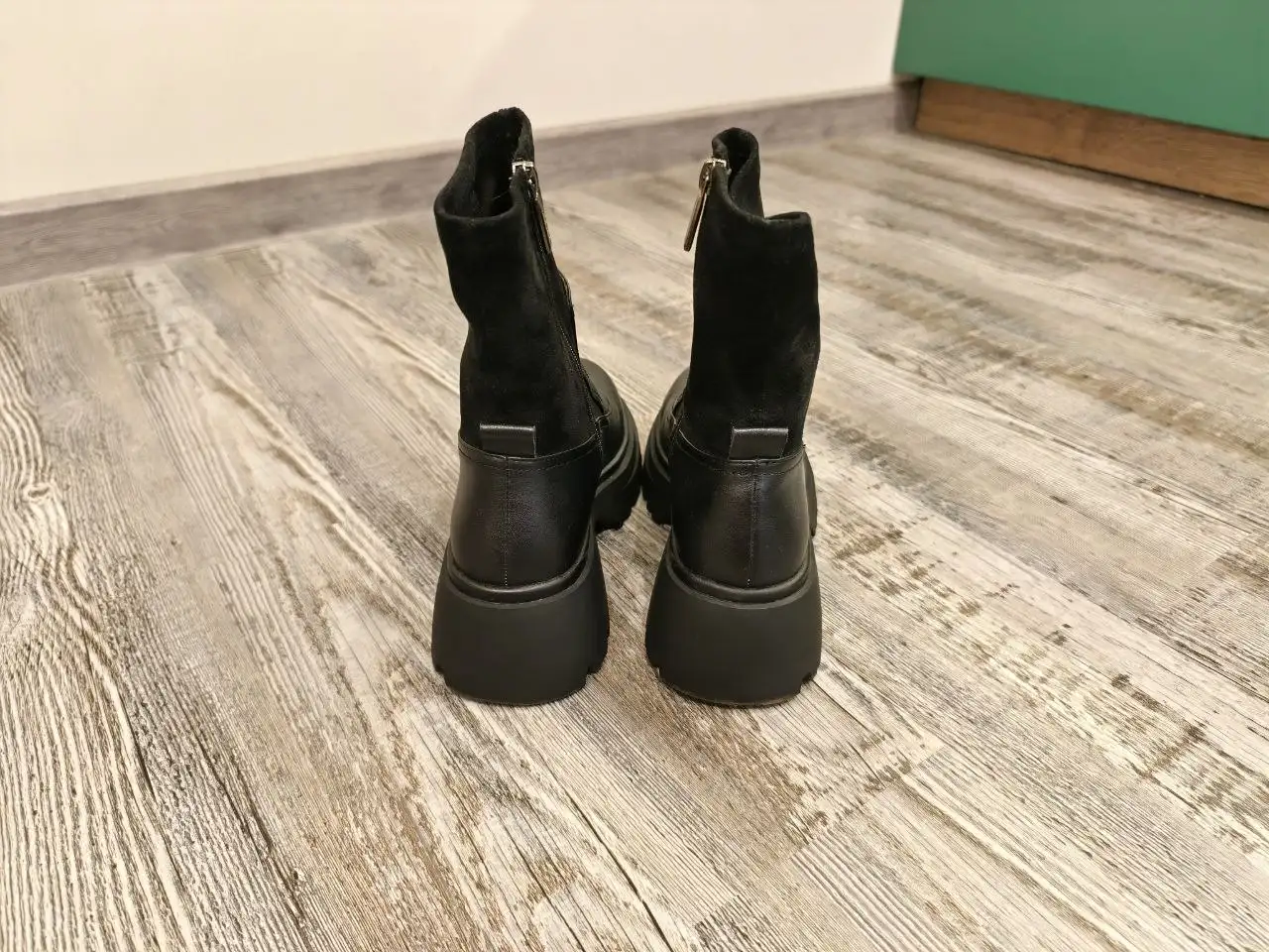 Демисезонные ботинки O'SHADE, размер 39 - Обувь (Одежда) в Красноярск