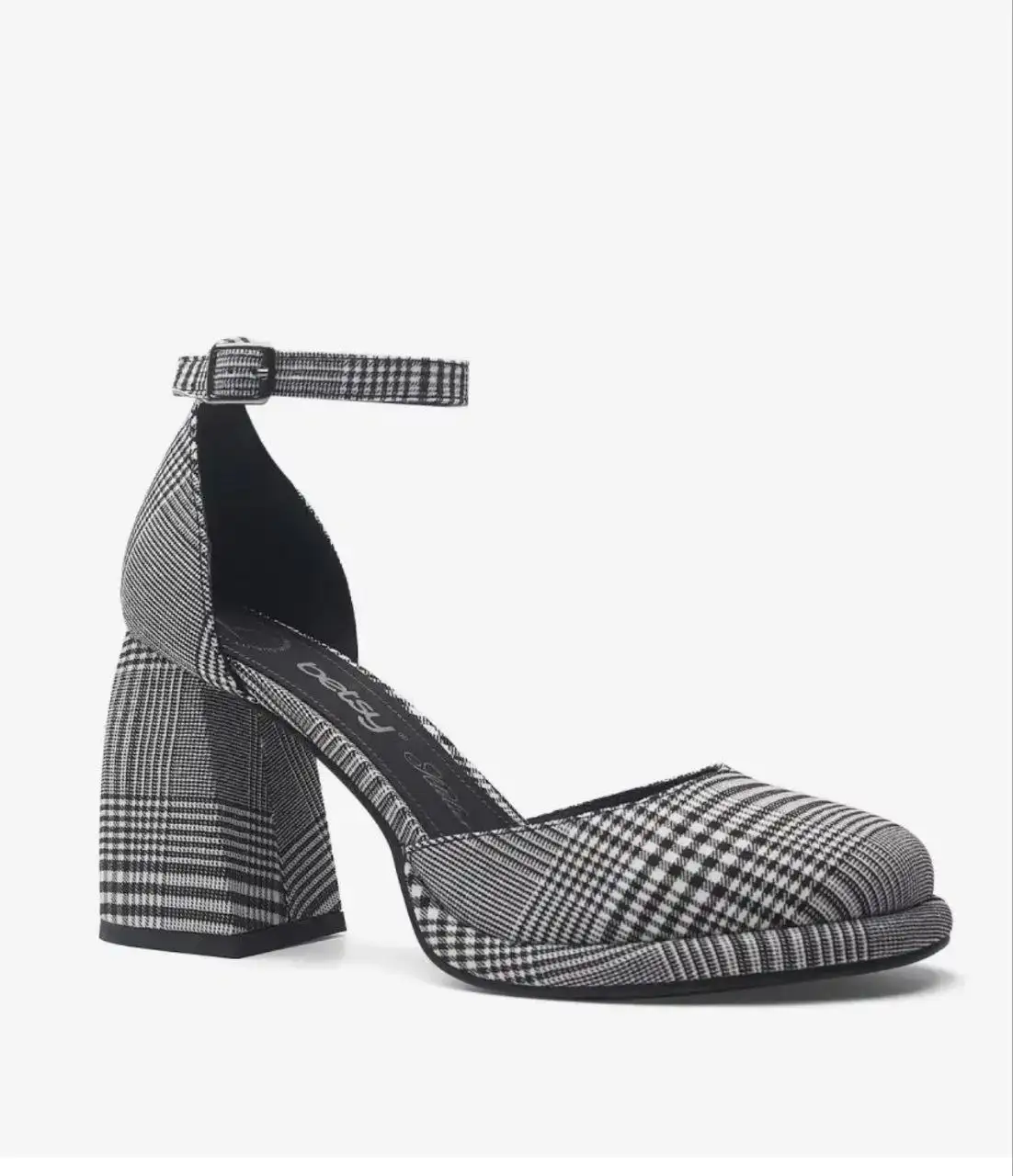 Продам новые текстильные туфли Betsy размер 38 - Обувь (Одежда) в Красноярск