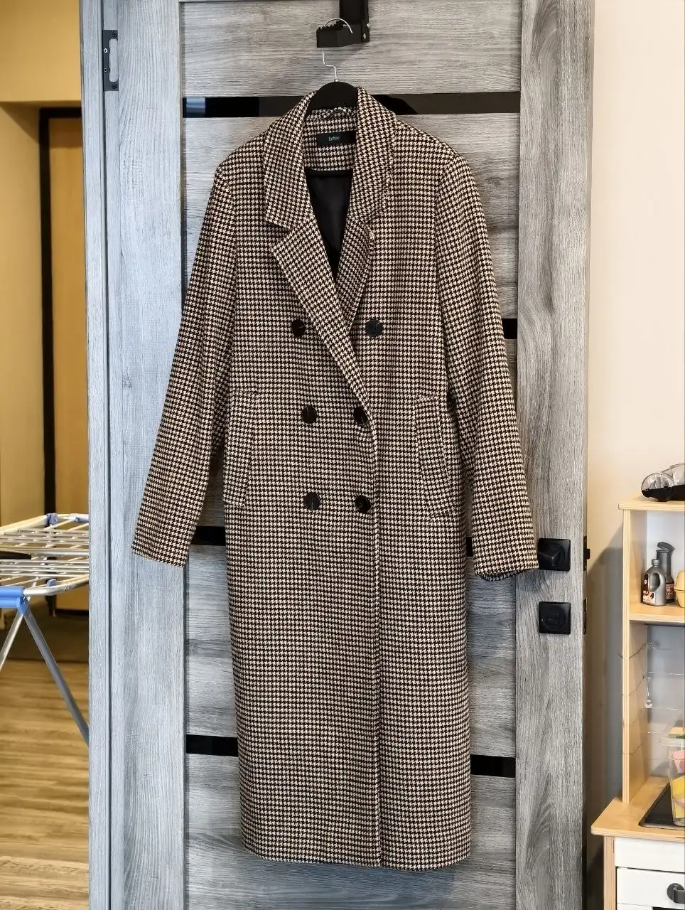 Продам пальто оверсайз покроя размер XS - Верхняя одежда (Одежда) в Красноярск