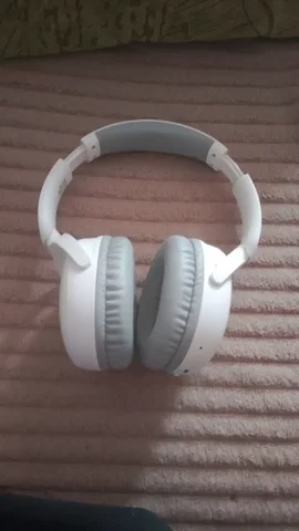 Наушники б/у - Дисплеи в Красноярск