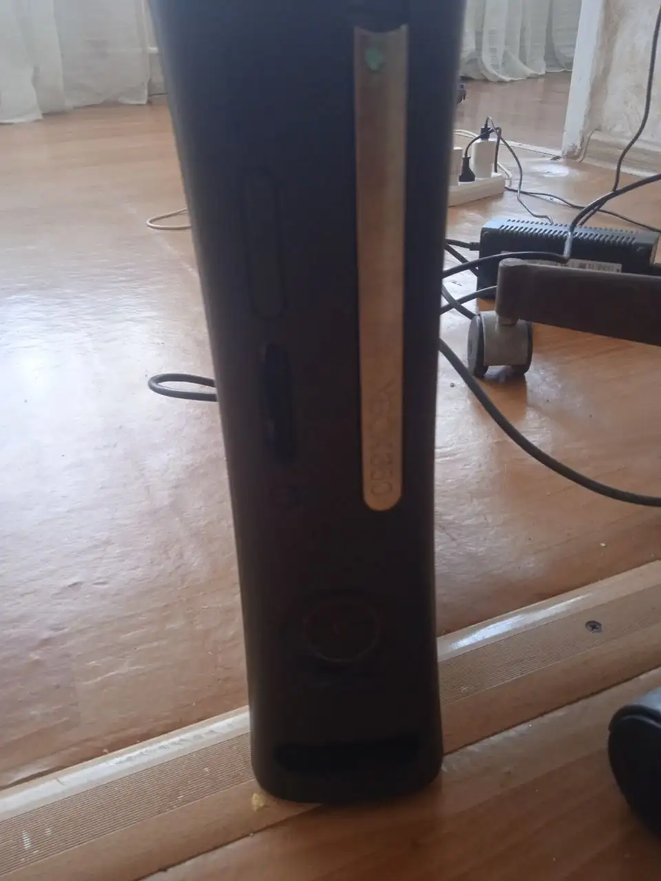 Xbox 360 120GB с играми - Игровые консоли (Электроника) в Красноярск