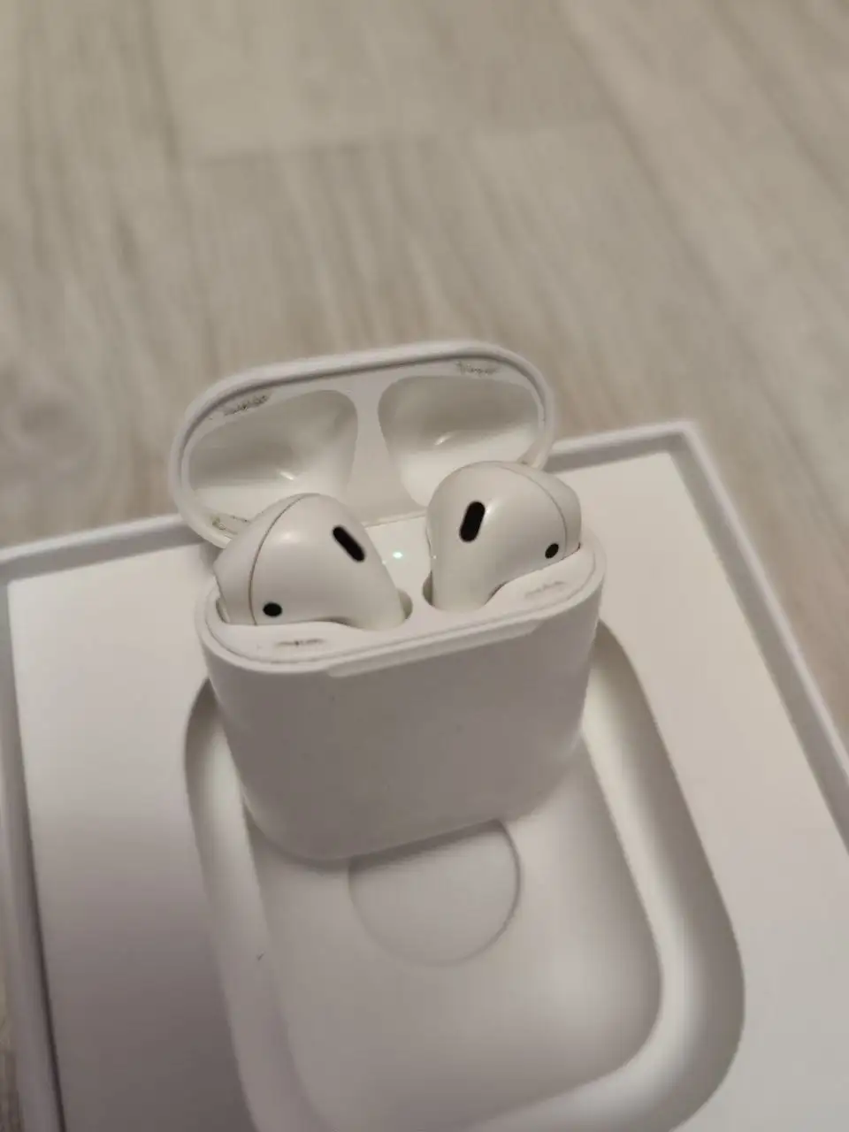 Обмен AirPods на iPhone 4S - Электроника в Красноярск