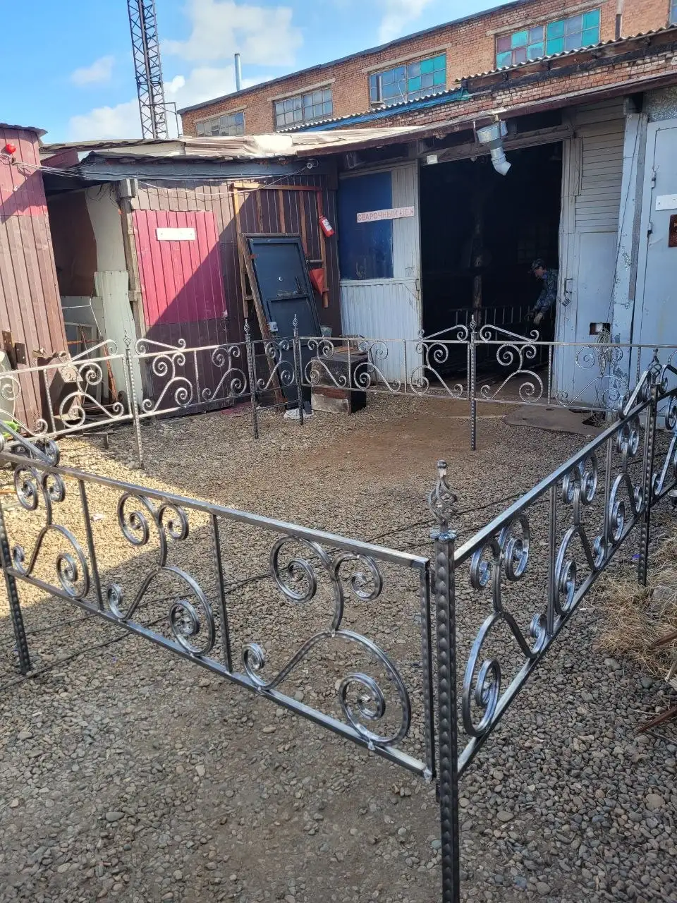 Ограды, столы, лавки под заказ с порошковой покраской - Изготовление металлоконструкций (Услуги) в Красноярск