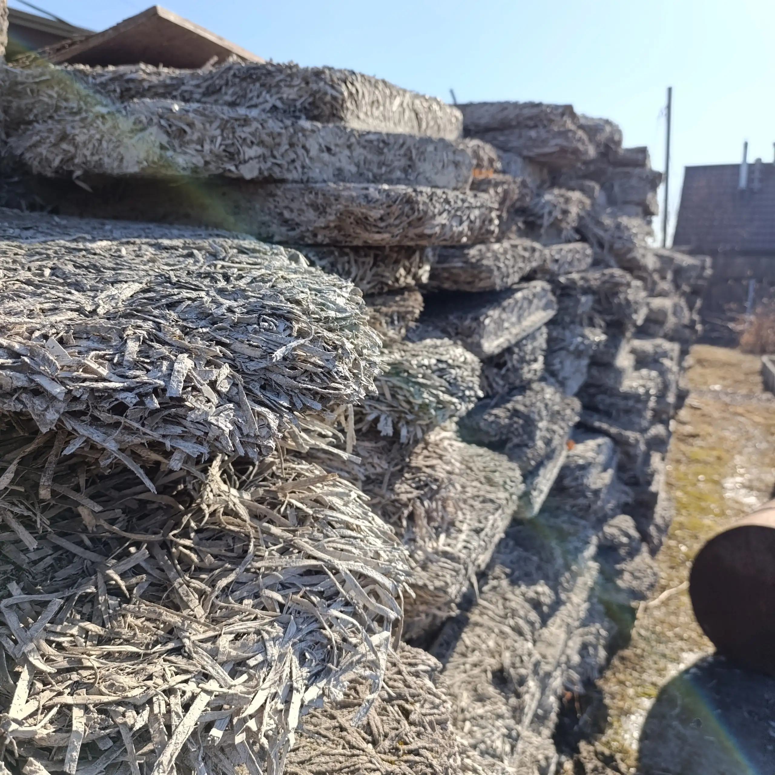 Отдам бесплатно арболитовые плиты - Стройматериалы (Барахолка) в Красноярск