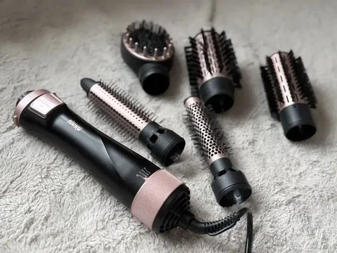 Фен-браш с вращающимися насадками - Медиа-плееры и приставки в Красноярск
