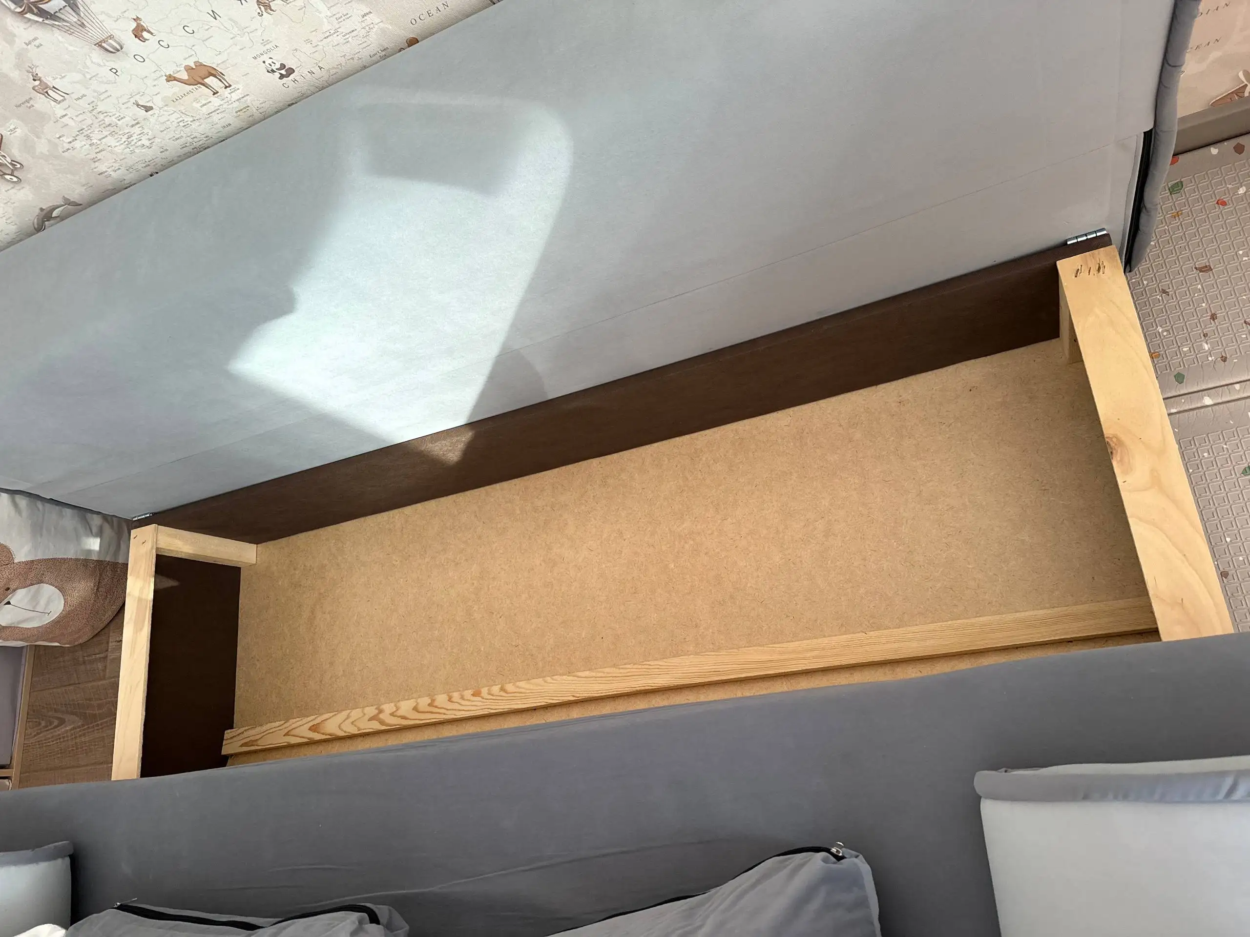 Продам диван - Мебель (Для дома и дачи) в Красноярск