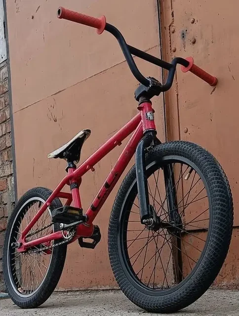 BMX велосипеды GT и Nitrous - Спорт и фитнес в Красноярск