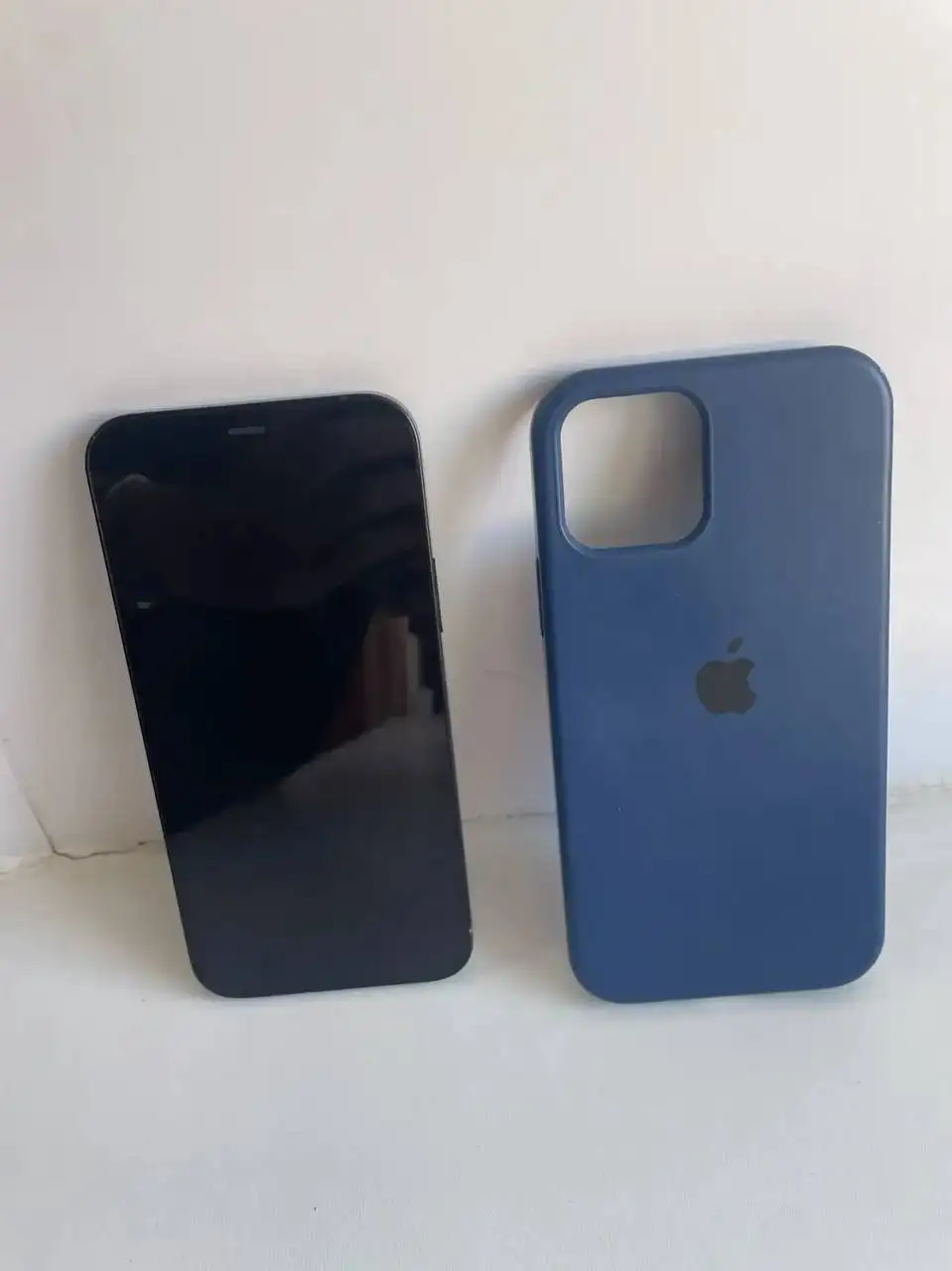 iPhone 12 128GB Аккумулятор 74% - Мобильные телефоны (Электроника) в Красноярск