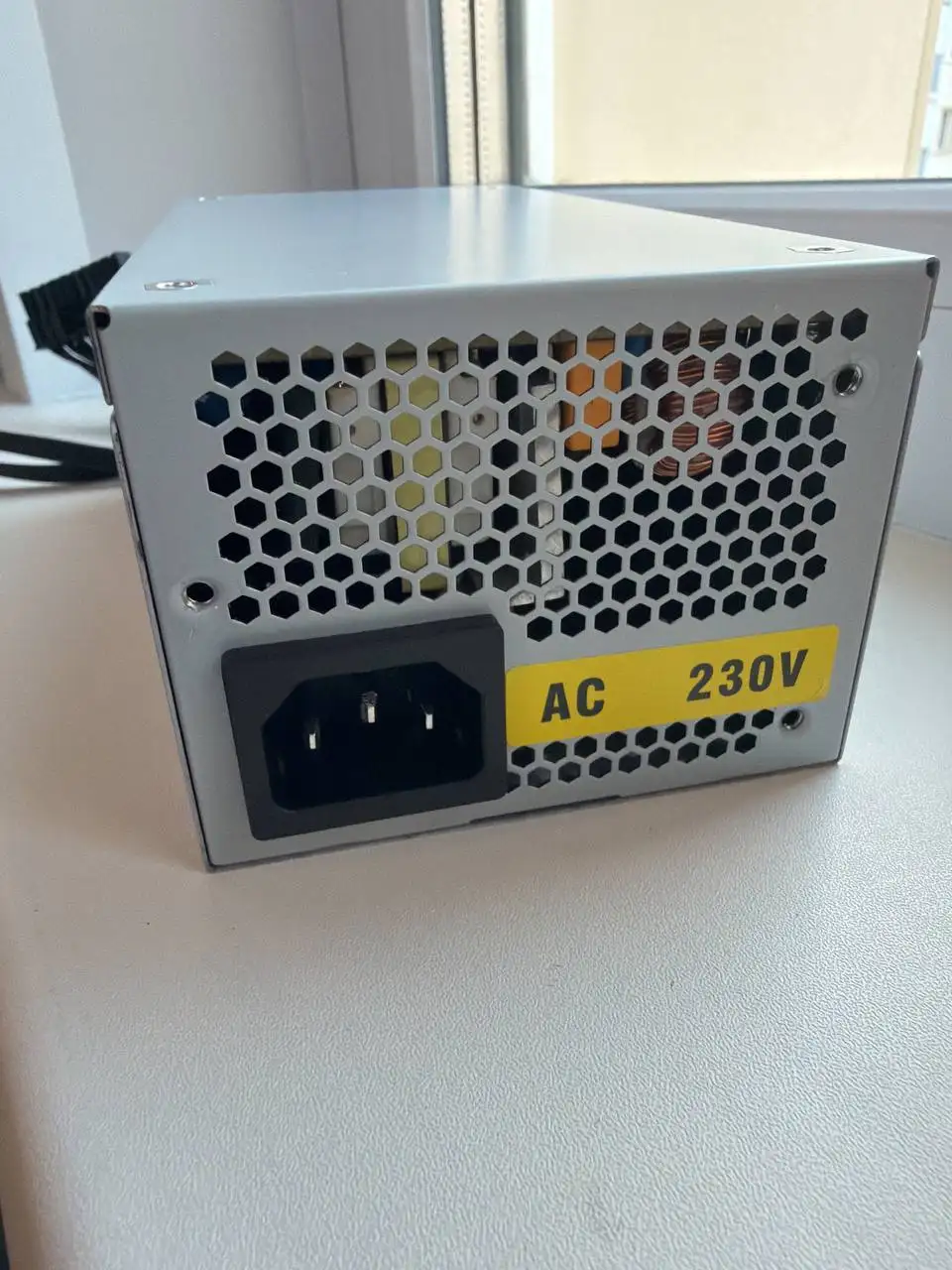 Блок питания Гравитон TFX250 250W - Блоки питания (Электроника) в Красноярск
