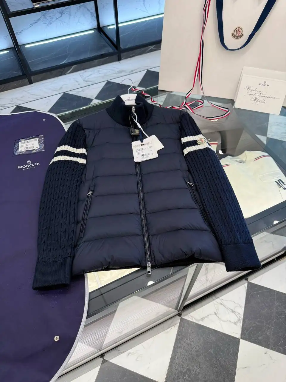 Кардиган Moncler - Верхняя одежда (Одежда) в Красноярск