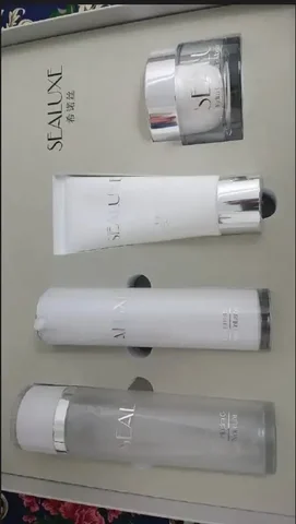 Продам набор Sealuxe - Косметология в Красноярск