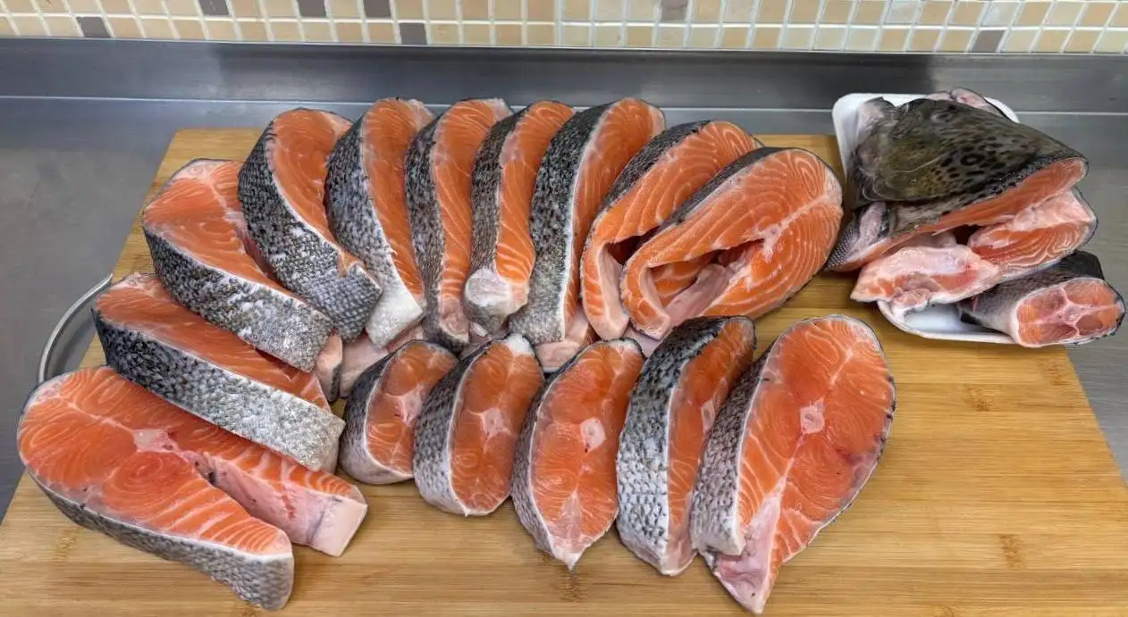 Лучшая икра и морепродукты с доставкой по РФ - Икра (Продукты питания) в Красноярск