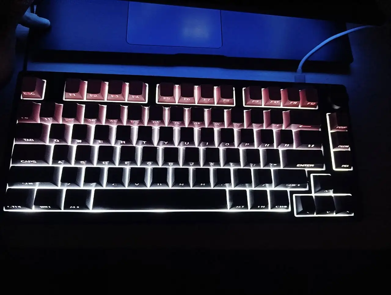 Беспроводная клавиатура KeyPro K75 - Клавиатуры (Электроника) в Красноярск