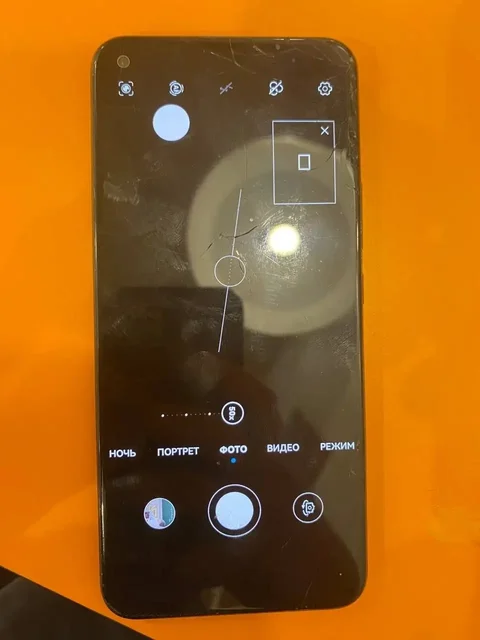Продам Honor с трещиной на экране - Кондиционеры в Красноярск