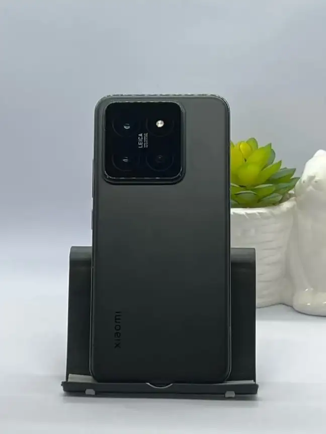 Xiaomi 14 12/256 ГБ - Мобильные телефоны (Электроника) в Красноярск