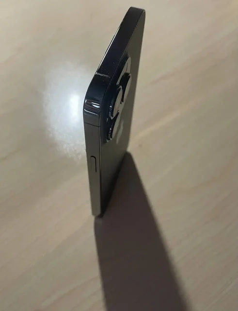 Продам IPhone 13 Pro 128gb - Аксессуары для телефонов в Красноярск