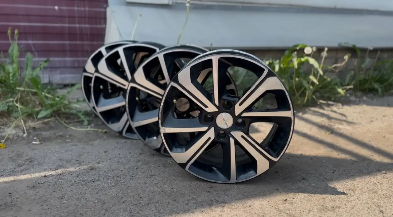 Литые диски Khomen Wheels R15 4x98 - Диски (Авто) в Красноярск