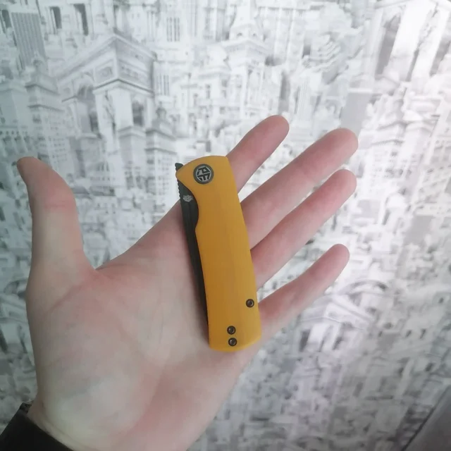Продам складной нож Petrified fish Beluga mini - Садоводство и растения в Красноярск