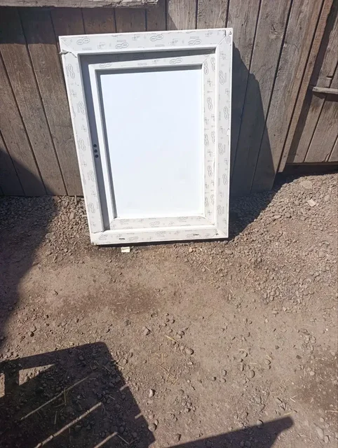 Продам пластиковое окно ПВХ - Садовые растения и рассада в Красноярск