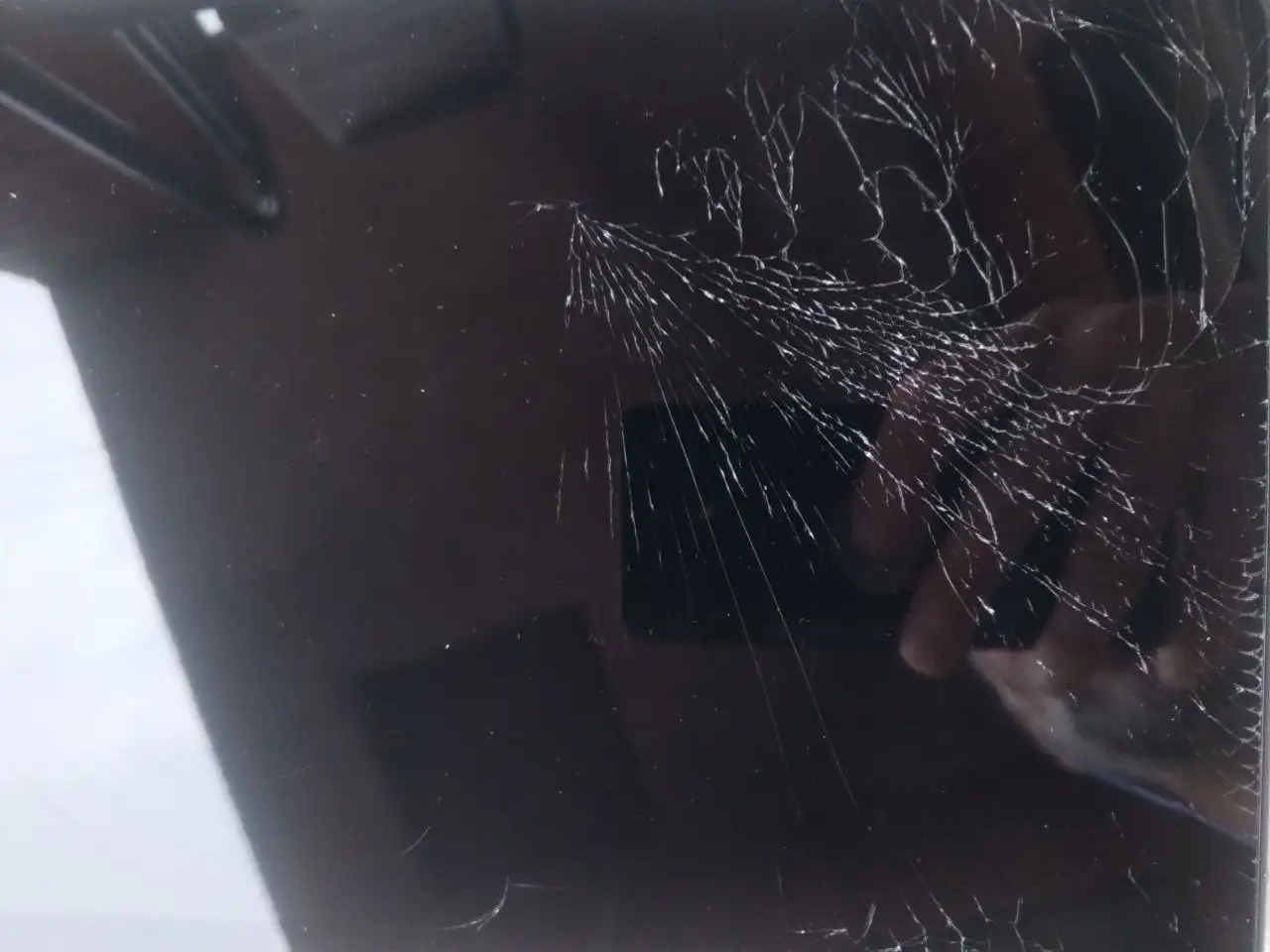 Планшет с разбитым экраном - Планшеты (Электроника) в Красноярск