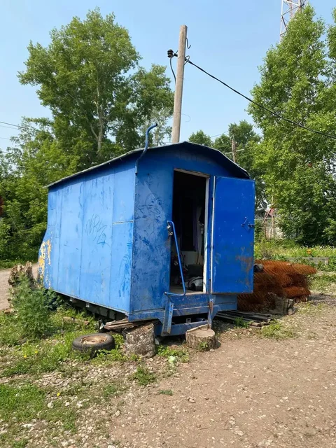 Продам 2 бытовки - Дома в Красноярск