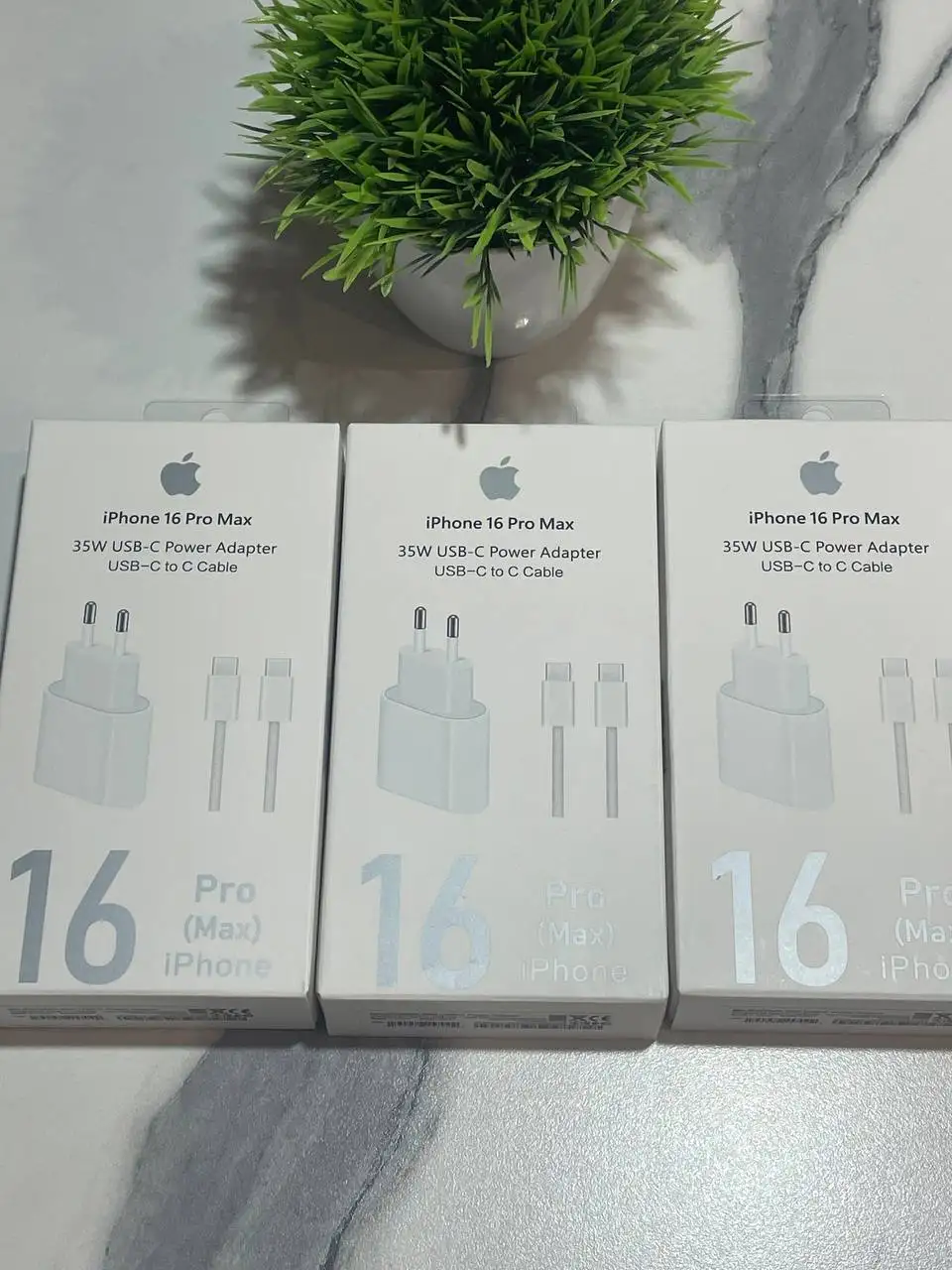 Зарядное устройство для iPhone 35W с проводом - Зарядные устройства (Электроника) в Барнаул