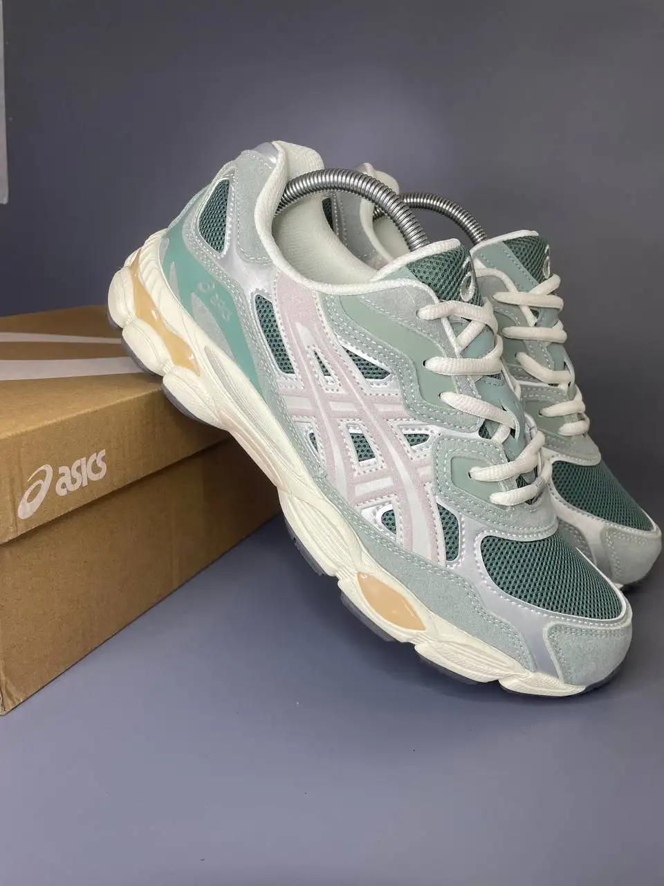 Кроссовки Asics GEL NYC - Обувь (Одежда) в Красноярск