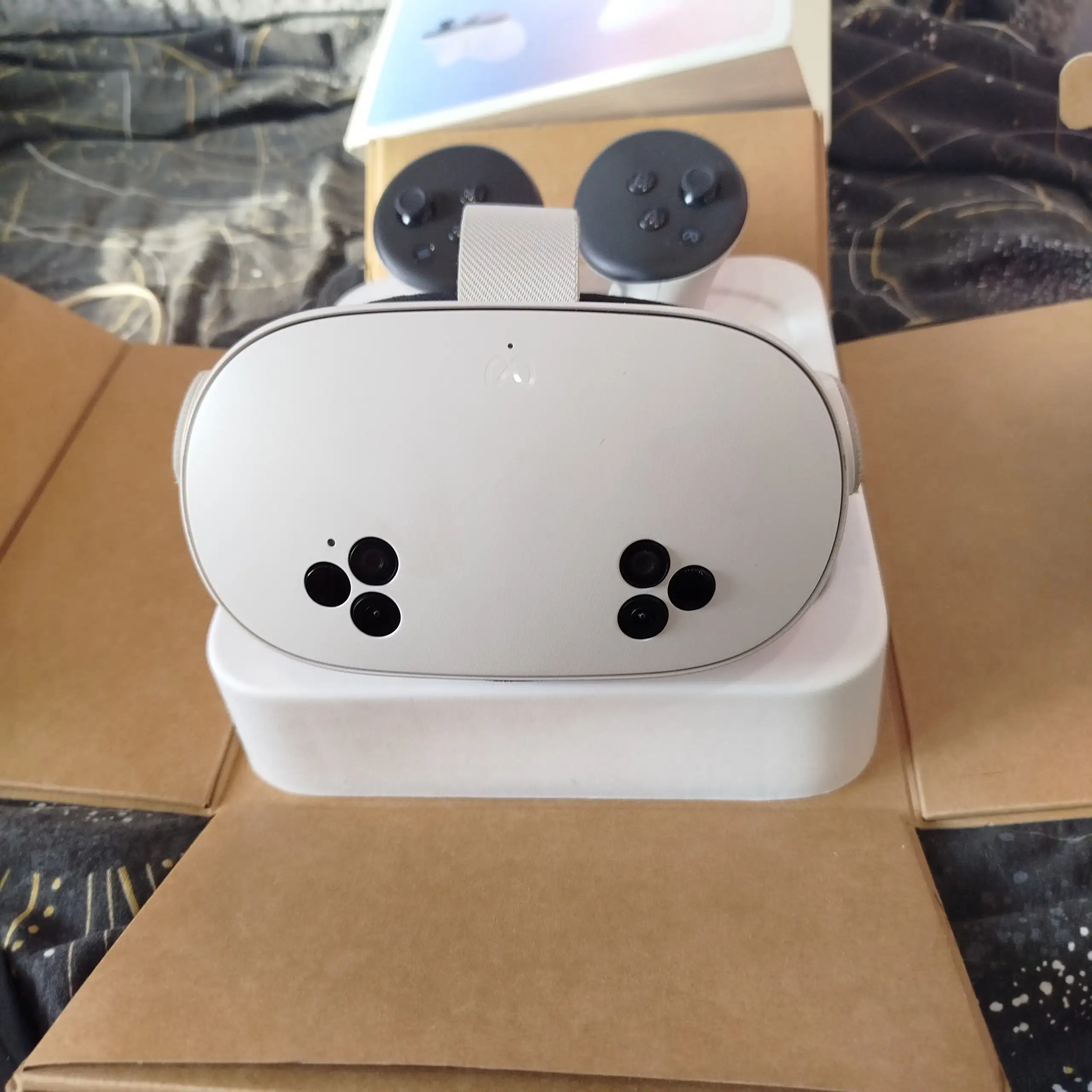 Oculus Quest 3S 128 GB - VR-шлемы (Электроника) в Красноярск
