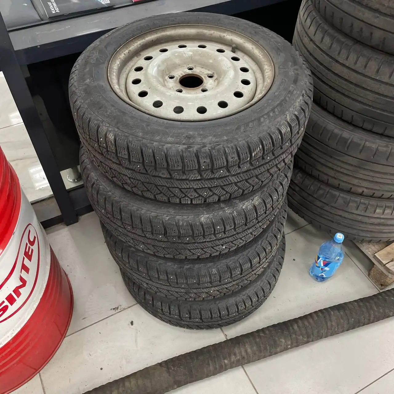 Продам зимние шины Cordiant Polar 2 195/65 R15 на дисках - Шины (Авто) в Красноярск