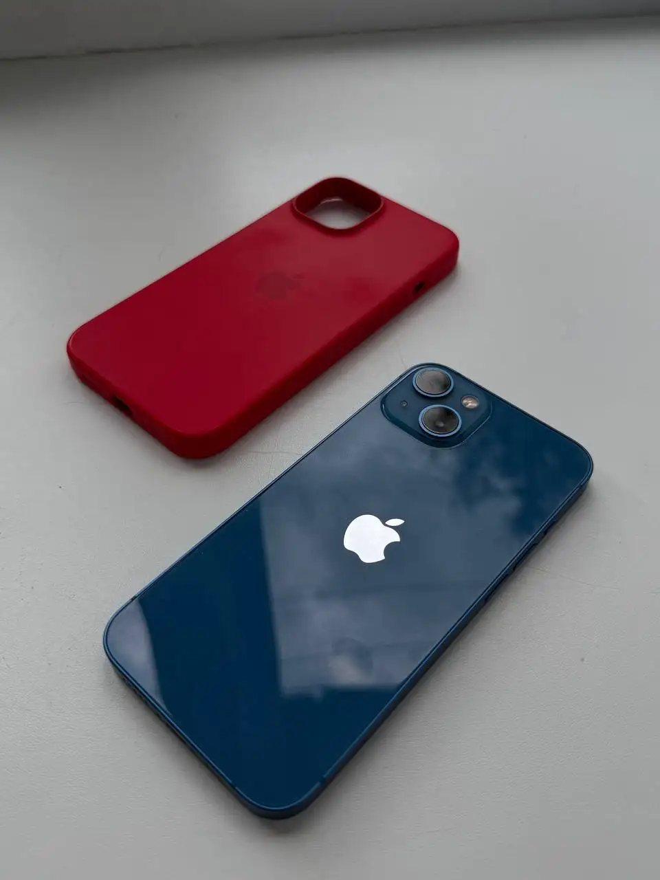 IPhone 13 128GB Blue - Смартфоны (Электроника) в Красноярск